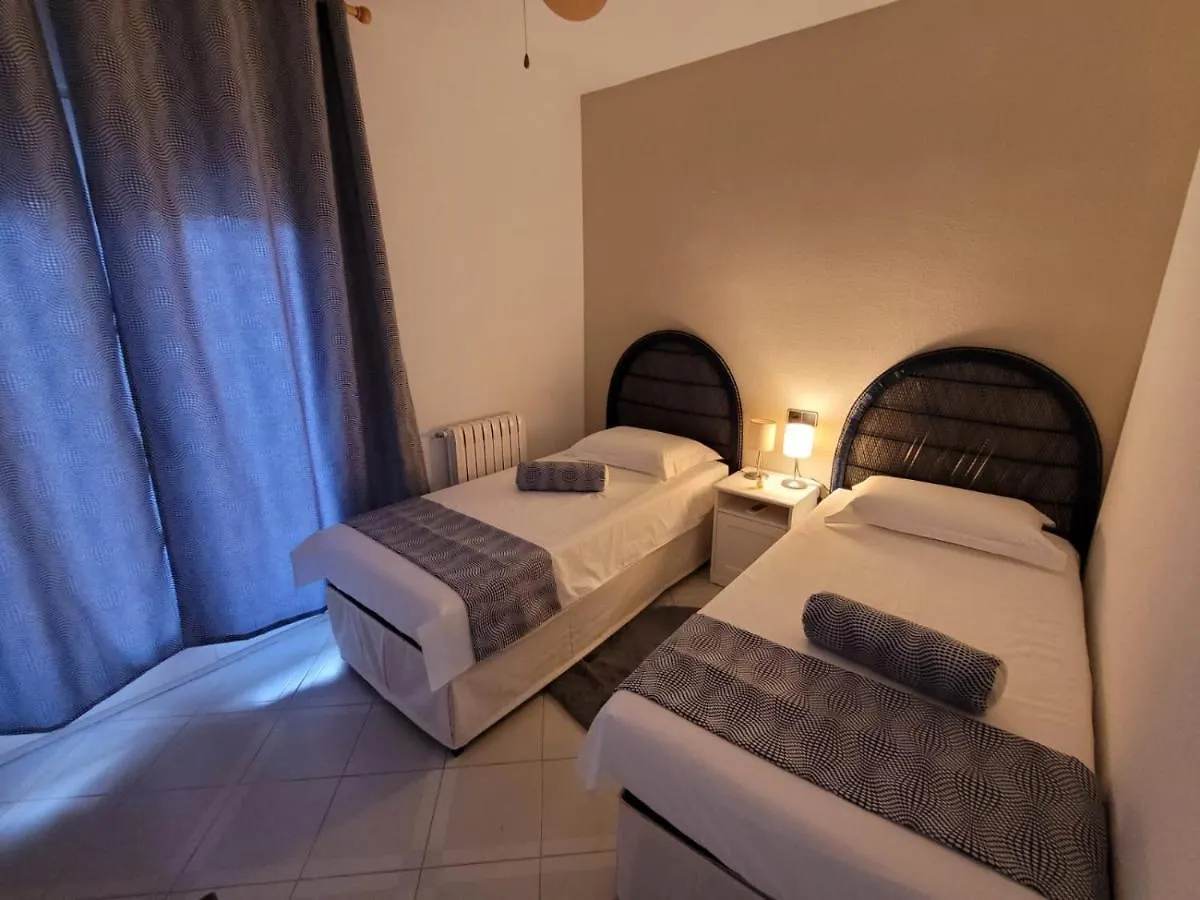 Villa Grillon Cambrils 0*,  Hiszpania